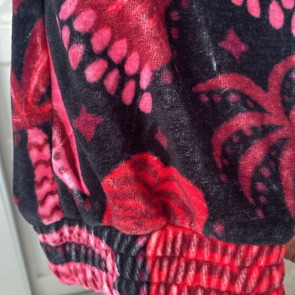 FARM Rio- velour pantsuit - Picture 6 of 11